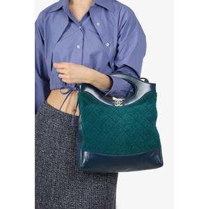 Pre-Loved Chanel™ 2019 Blue/Green Quilted Shearling/Leather 31 Shopping Bag